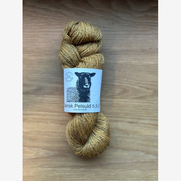 Dansk Pelsuld 5,5/2 - Gylden (23)