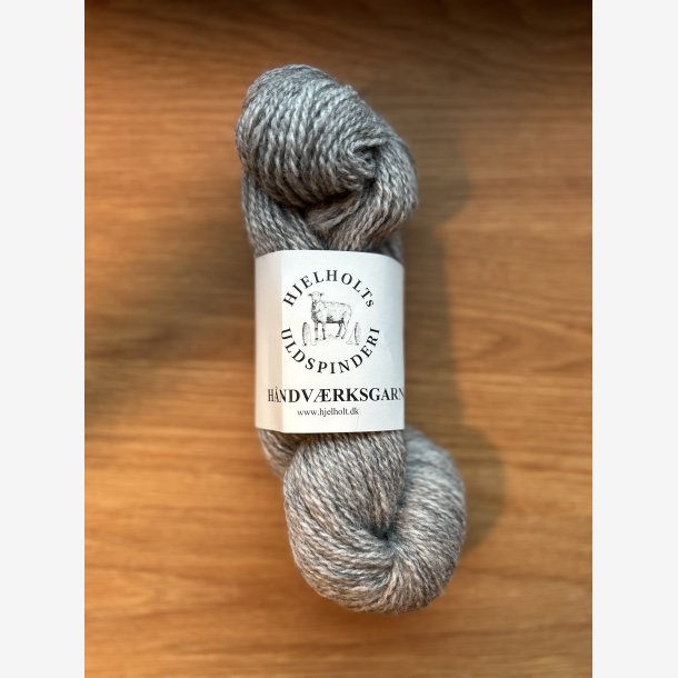 Hndvrksgarn - Lys Gr (02)