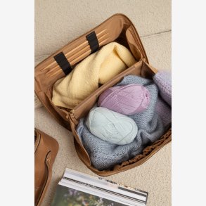 Re:Designed Project 10 - Taupe - Projekttaske - udstillingsmodel