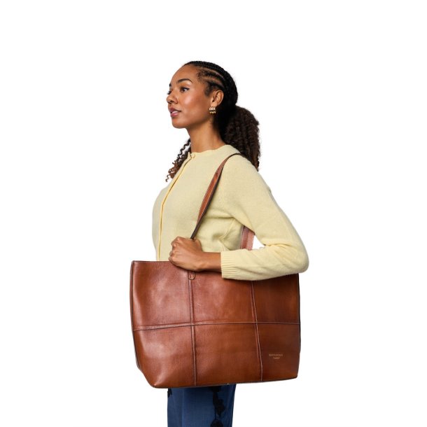 Re:Designed Project 120 - Walnut - Projekttaske