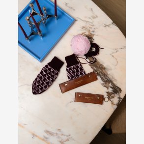 Re:Designed Project 126 - Walnut - Str�mpepindeetui