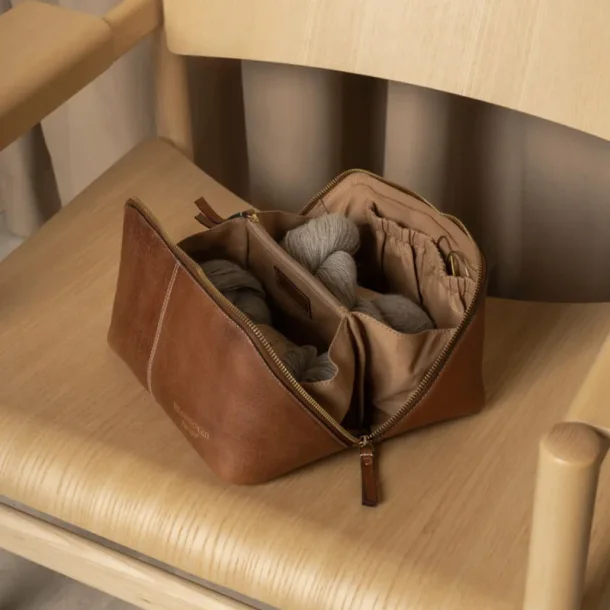 Re:Designed Project 10 - Walnut/Gold - Organizer
