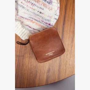 Re:Designed Project 83 - Walnut - Pindeetui