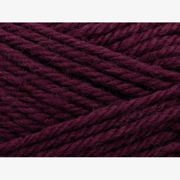 Peruvian Highland Wool - Plum (222)