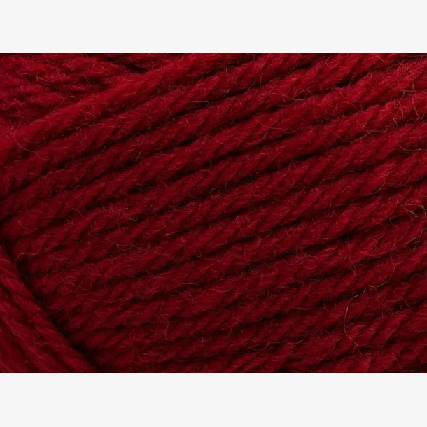 Peruvian Highland Wool - Christmas Red (225)