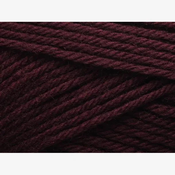 Peruvian Highland Wool - Dark Bordeaux (382)