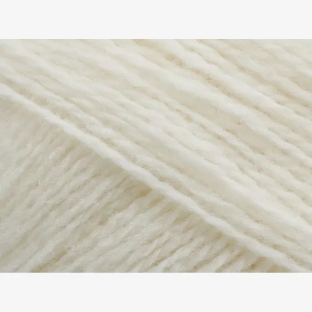 Saga - Natural White (101)